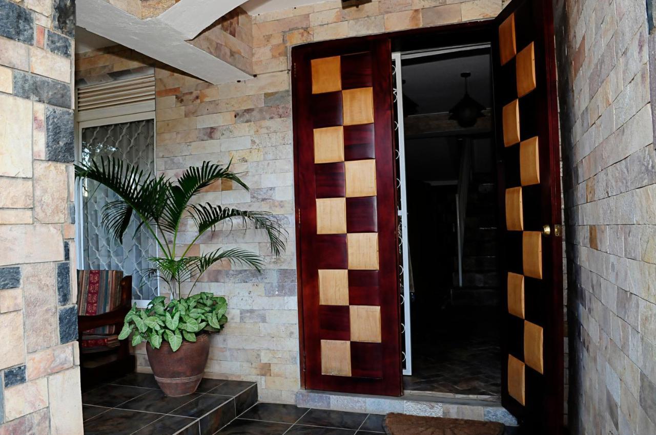 The Shoebill Nest Kampala Exterior photo